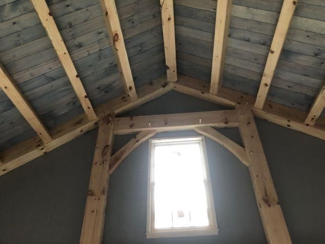 Building Photo - 27 Skytop Dr