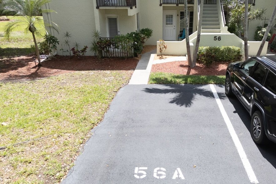 Building Photo - 7400 College Pkwy