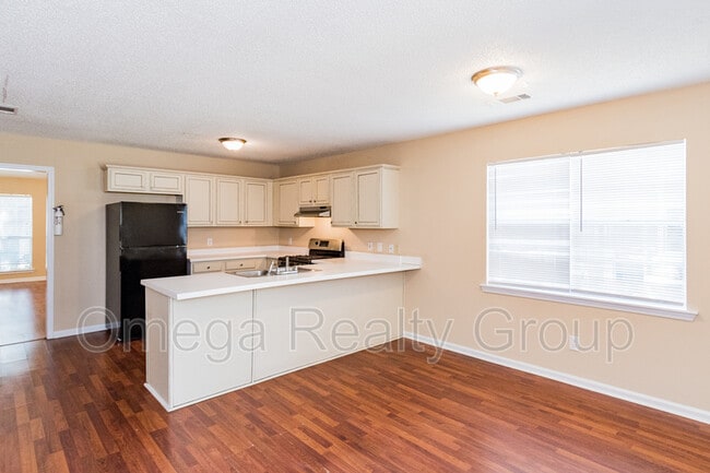 Building Photo - 118 Cedar Bend Dr