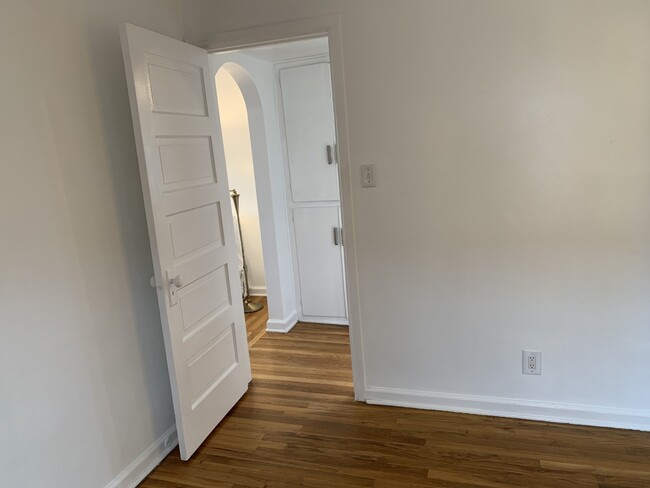 Entry to bedroom - 1910 Evans Ave