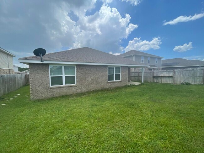 Building Photo - 924 Merganser Way