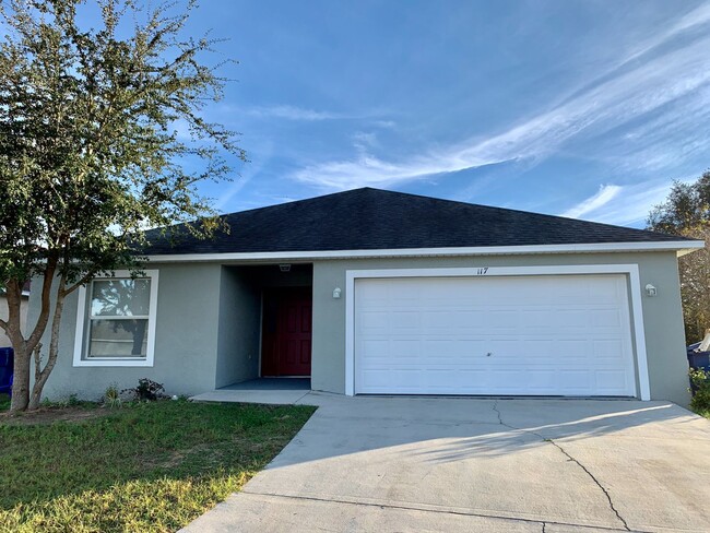 Primary Photo - Move in ready 3/2 Renovated