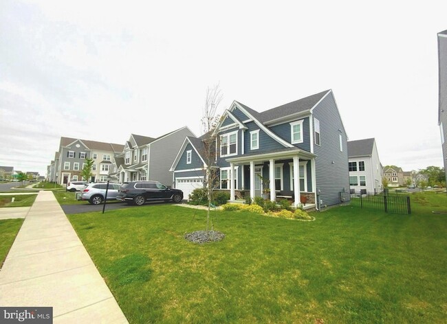 Building Photo - 5763 Hawk Ridge Rd