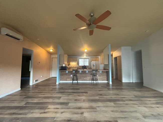 Building Photo - Coming Soon!! Lovely 3bdrm, 2 bath home by Emigrant Lake!!