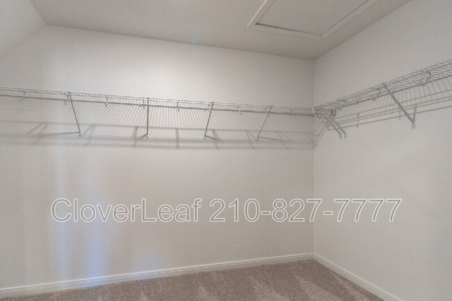 Building Photo - 3122 Dreamweaver