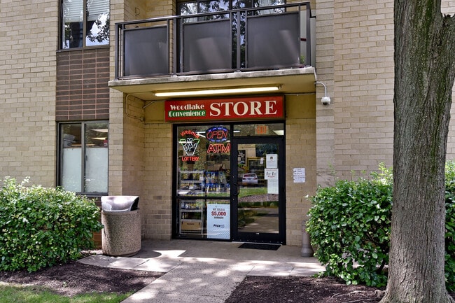 Convenience Store - 3101 S Manchester St