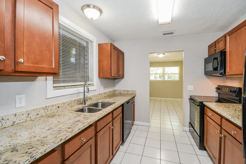 Building Photo - 4307 Lane Ave S