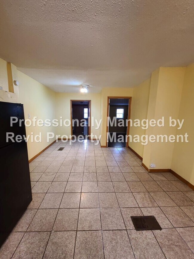 Building Photo - First Month Free on a 13-Month Lease