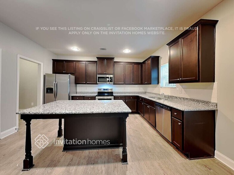 Building Photo - 708 Mayapple Walk
