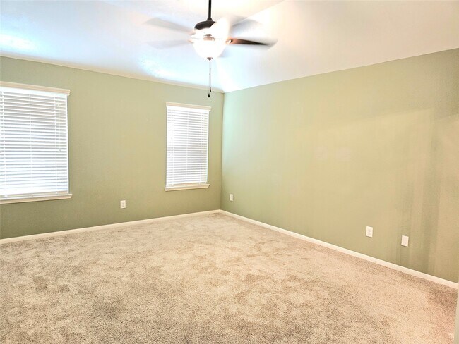 Building Photo - 16834 Jelly Park Stone Dr