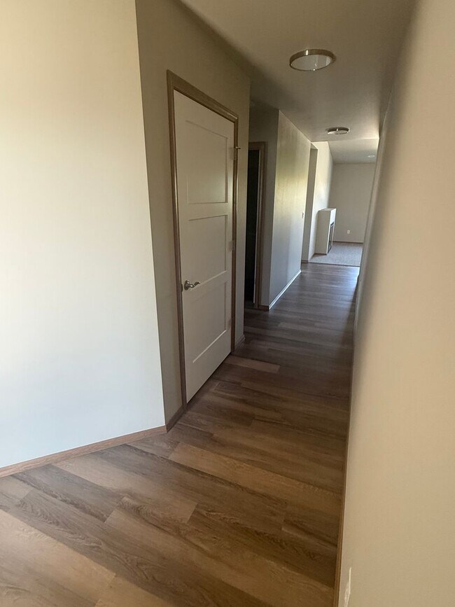 Building Photo - New Construction 3 bed, 2 bath!