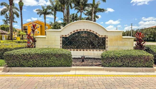 Building Photo - 2120 W Preserve Way