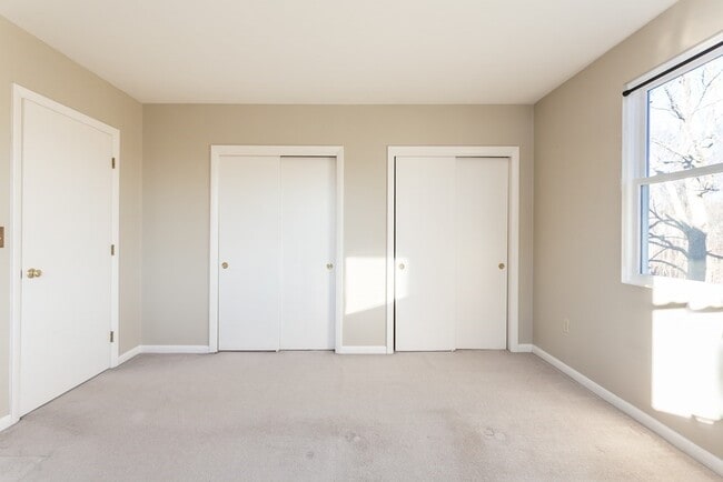 Building Photo - 9 Quincy Way