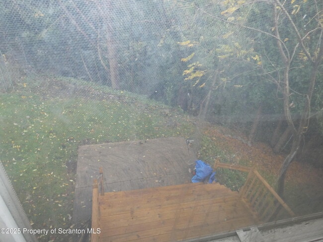 Building Photo - 620 Sanderson Ave