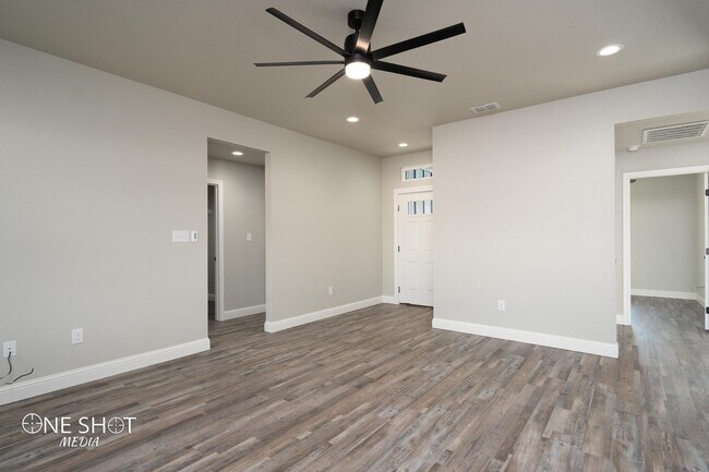 Building Photo - 1728 Bandolero Rd
