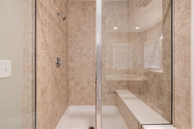 Building Photo - 4184 Hobbs Landing Dr W