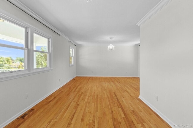 Building Photo - 46 Sylvan Rd