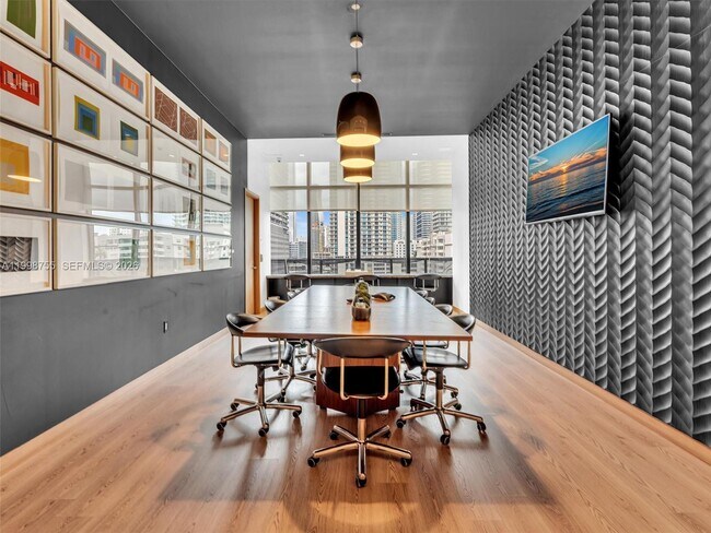 Building Photo - 45 SW 9th St