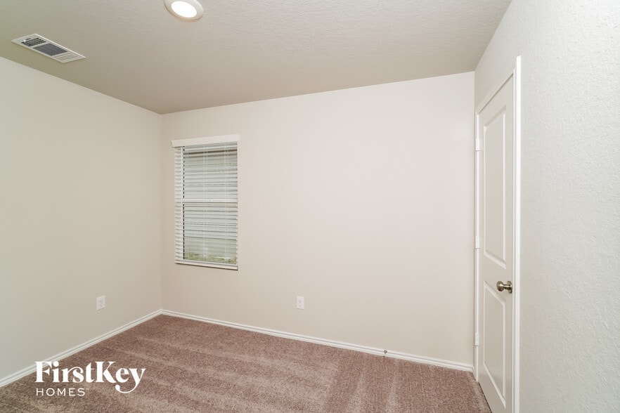 Building Photo - 13251 Thyme Wy