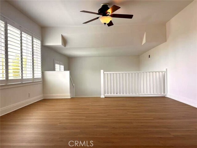 Building Photo - 4 Tory