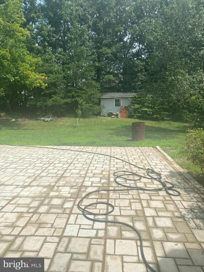 Building Photo - 12971 Queen Chapel Rd