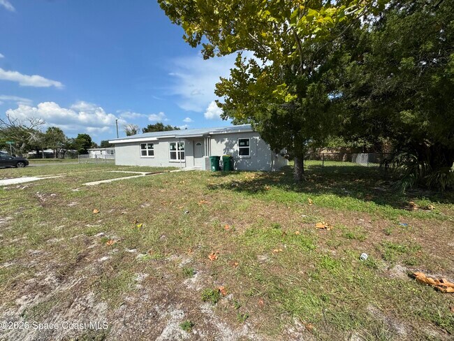 Building Photo - 508 Carolina Ave