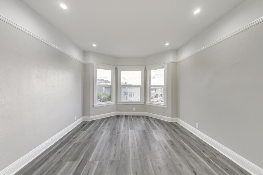 Building Photo - 5134 3rd St