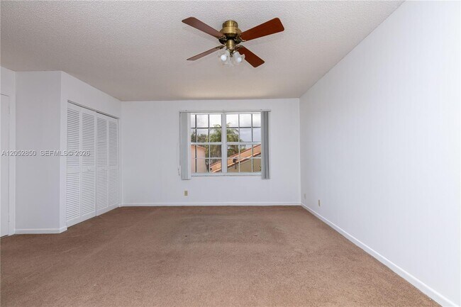 Building Photo - 2592 W Saratoga Dr