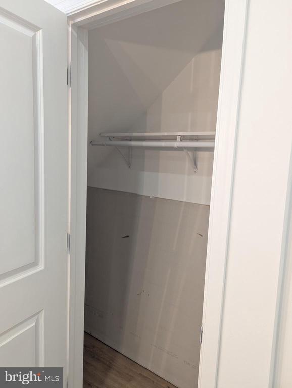 Building Photo - 2050 Fairmount Ave