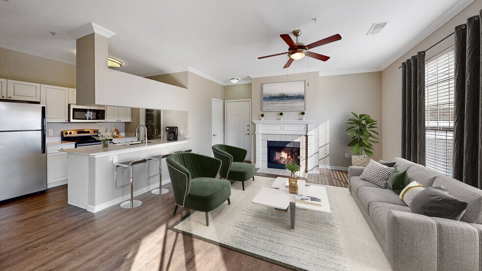 Monticello by the Vineyard 2500 State Highway 121 Euless TX 76039