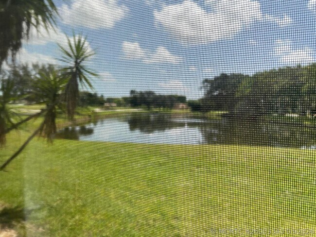Building Photo - 11530 Briarwood Cir