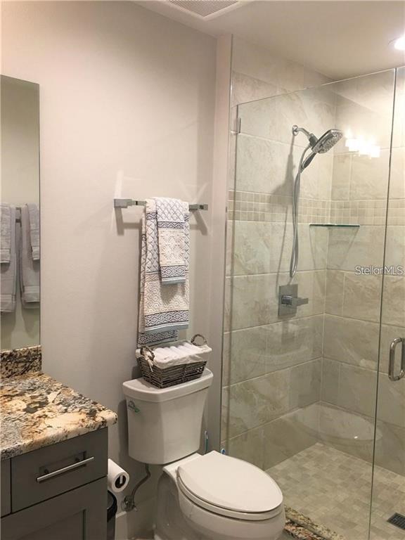 Building Photo - 6030 Carlton Ave