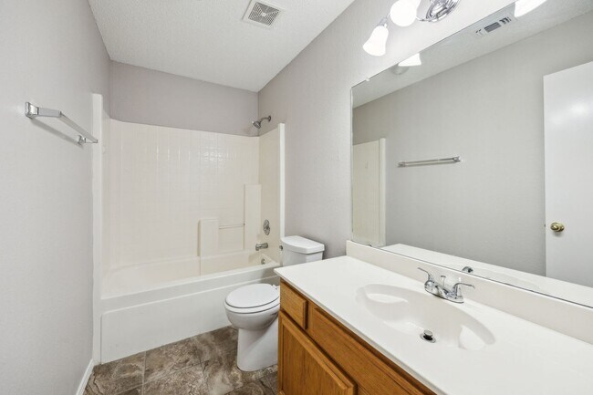 Building Photo - Welcome Home to Winding Creek !