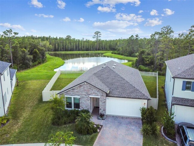 Building Photo - 9571 Little Bluestem Dr