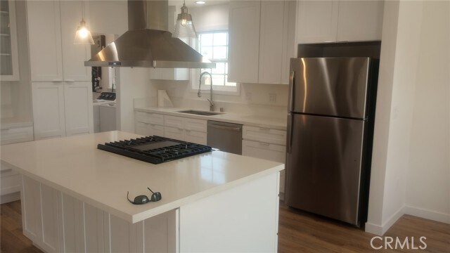 Building Photo - 1907 W 154th Pl