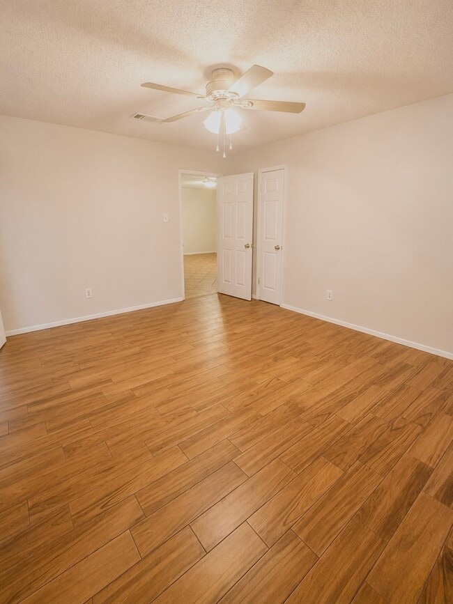 Building Photo - 7446 Soledad Dr