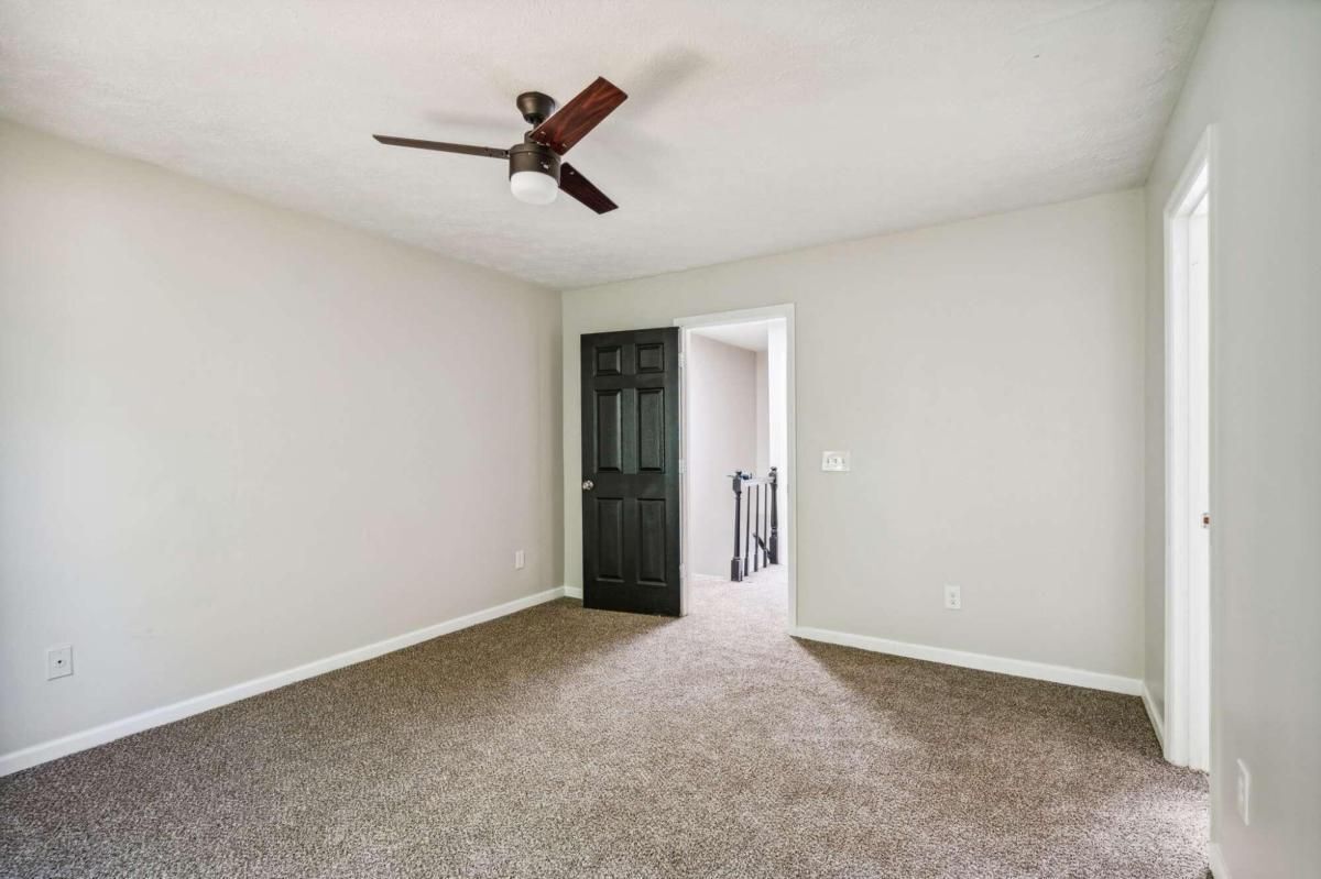 Building Photo - 6458 Bedford Ln