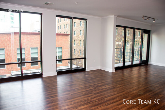 Building Photo - 1300 Baltimore Ave