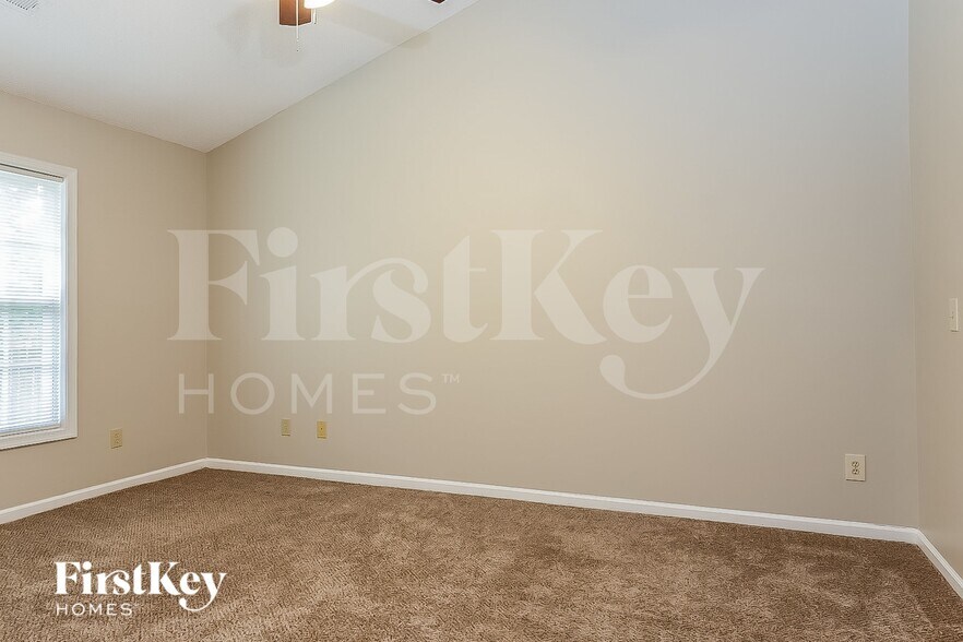 Building Photo - 1711 Kildare Woods Dr