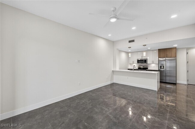 Building Photo - 26610 Rosewood Pointe Dr