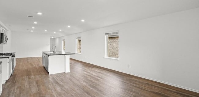 Building Photo - 23907 Stardust Vly Dr