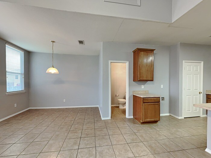 Building Photo - 1105 Chute 1 Ct