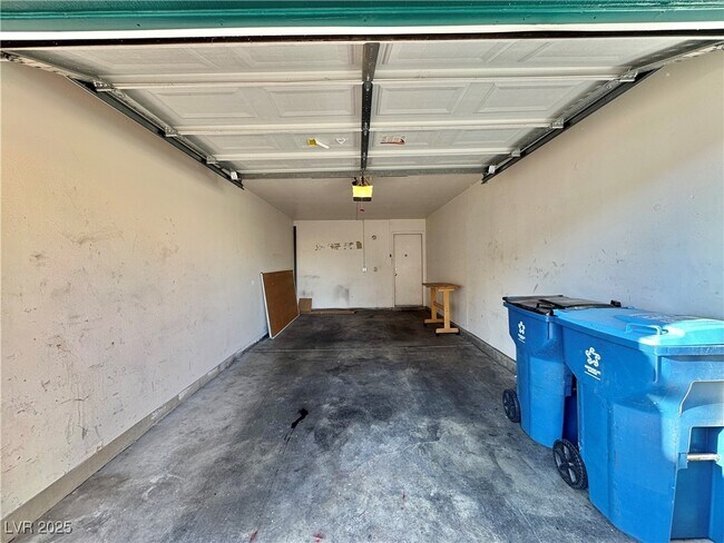 Building Photo - 6750 Del Rey Ave
