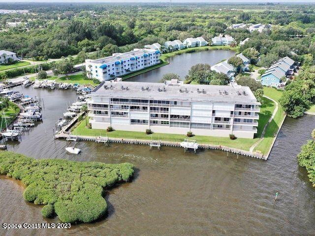 Building Photo - 6124 S River Run Dr