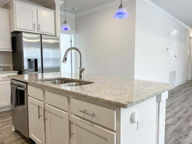 Building Photo - 6321 Sonoma Ln