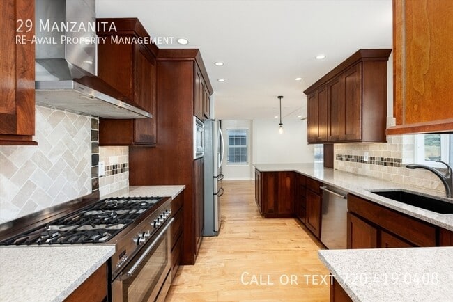 Building Photo - 29 Manzanita-