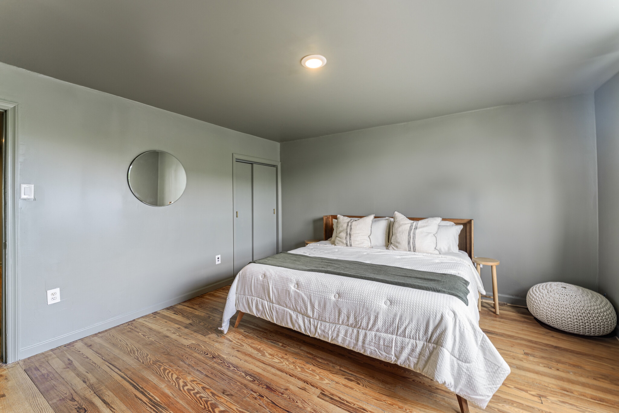 Primary Bedroom - 411 W Cuthbert Blvd