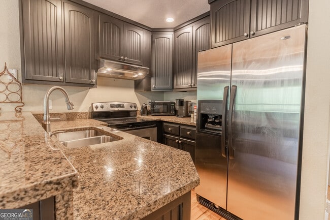 Building Photo - 597 Meadow Brook Ln