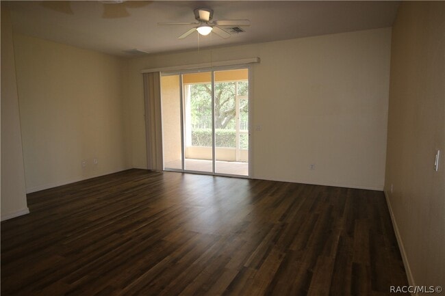 Building Photo - 1600 W Spring Meadow Loop