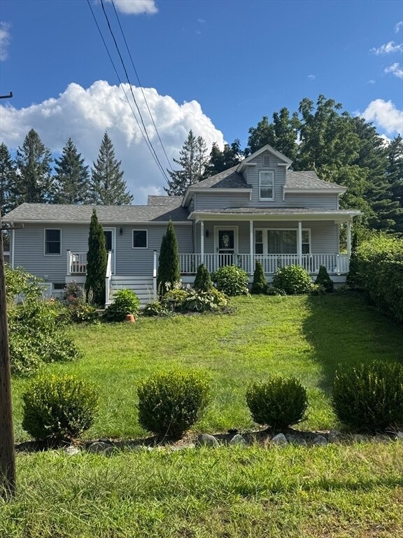 Building Photo - 128 Groton Rd